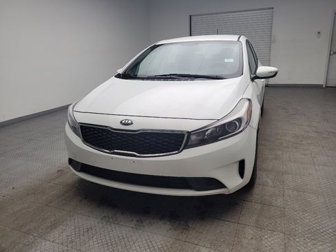 Used 2017 Kia Forte LX image 15