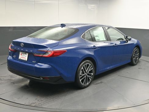 New 2026 Toyota Camry XLE image 8