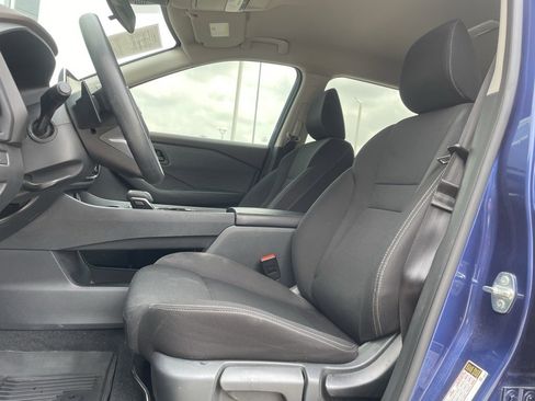 Certified 2023 Nissan Rogue S image 9