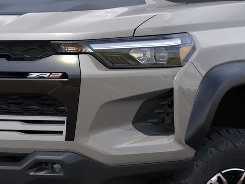 New 2026 Chevrolet Colorado ZR2 w/ Technology Package AWD/4WD image 10