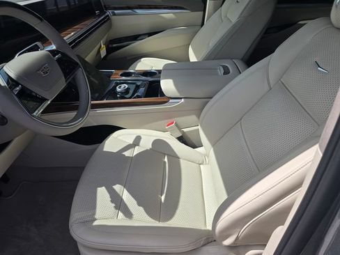 New 2026 Cadillac Escalade Platinum Sport AWD/4WD image 21