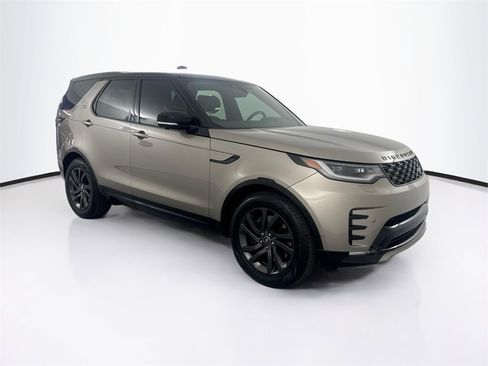Used 2023 Land Rover Discovery S R-Dynamic image 3