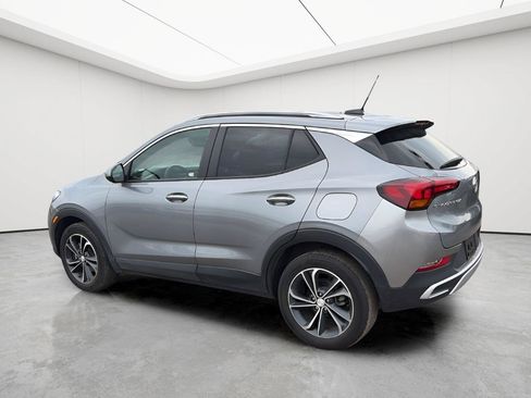 Used 2023 Buick Encore GX Select w/ Safety Package II FWD image 5