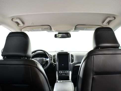 Used 2024 Ford Edge SEL w/ Convenience Package AWD/4WD image 17