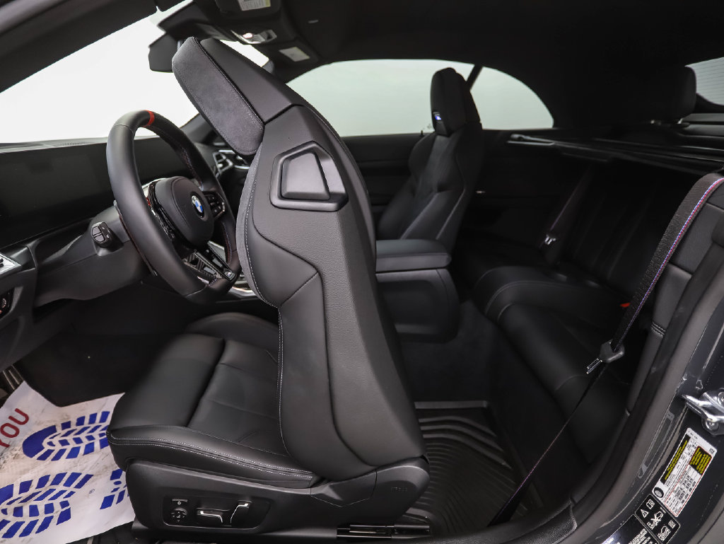 Used 2027 BMW M4 xDrive Competition AWD/4WD image 21