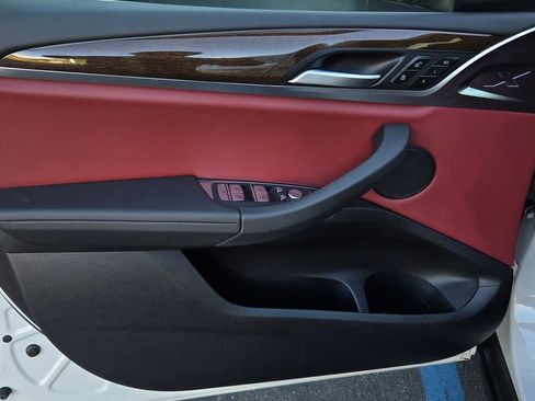 Used 2022 BMW X3 xDrive30i w/ Premium Package image 10