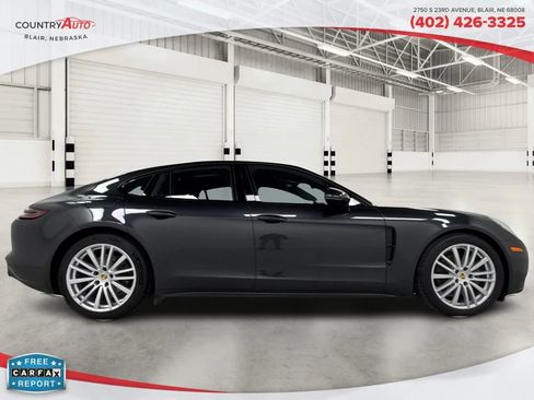 Used 2018 Porsche Panamera 4S image 6