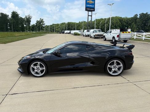 Used 2023 Chevrolet Corvette Stingray Preferred Cpe w/ Stealth Interior Trim Package RWD image 3