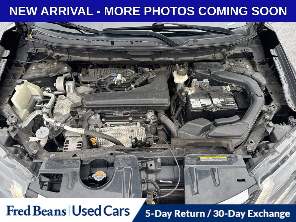 Used 2018 Nissan Rogue SV AWD/4WD image 11