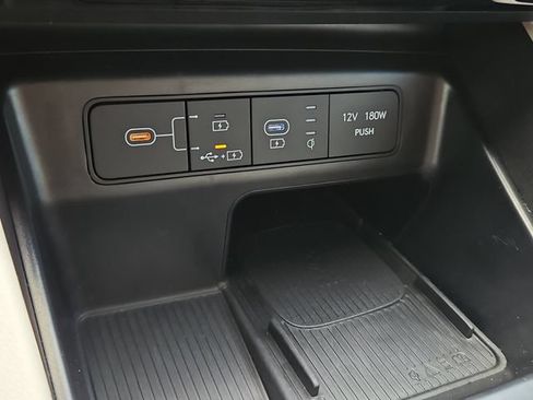 Used 2025 Hyundai Tucson SEL FWD image 23