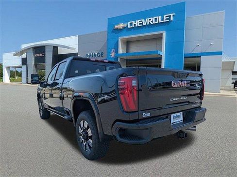New 2026 GMC Sierra 2500 Denali w/ Denali Reserve Package image 7