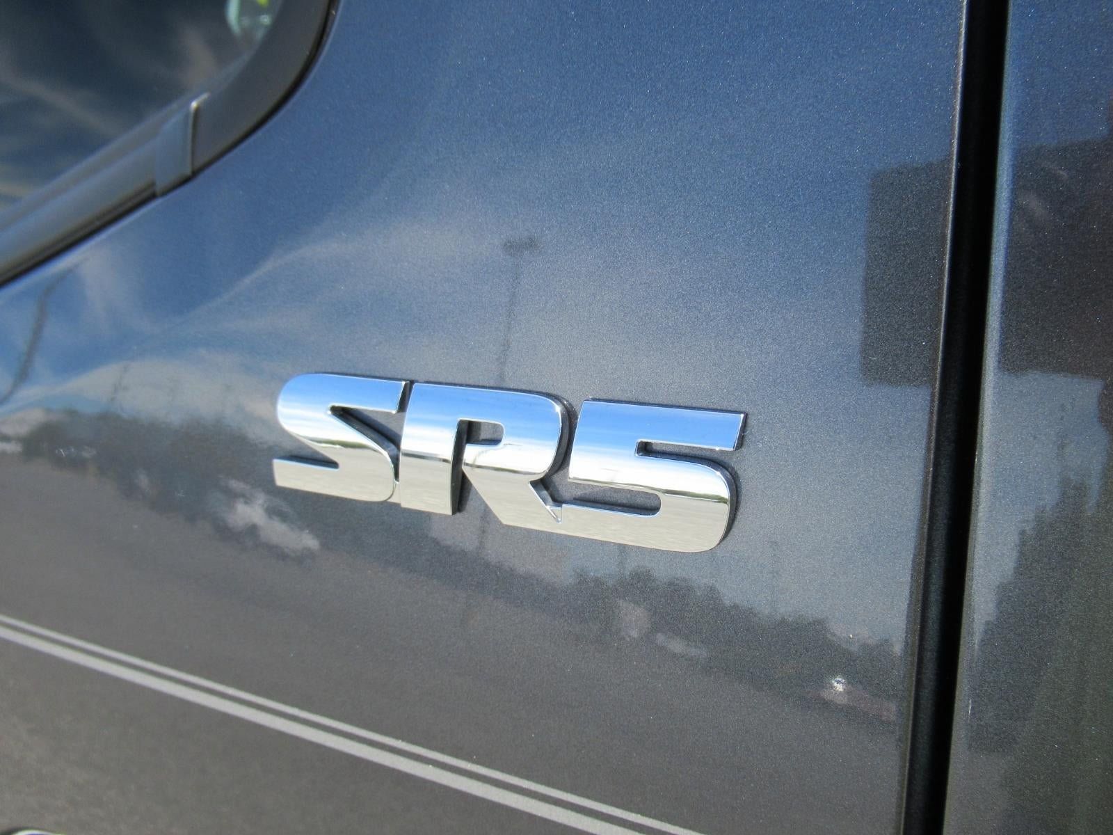 Used 2023 Toyota Tacoma SR5 w/ Technology Package RWD image 34