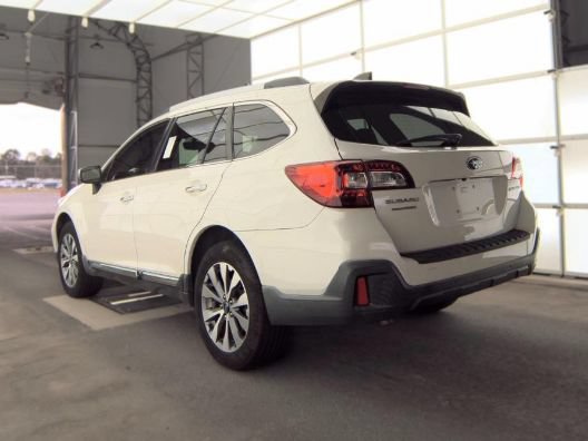 Used 2018 Subaru Outback 2.5i Touring w/ Popular Package #3 AWD/4WD image 6