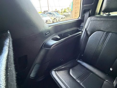 Used 2018 Ford Expedition Limited w/ Equipment Group 301A AWD/4WD image 51