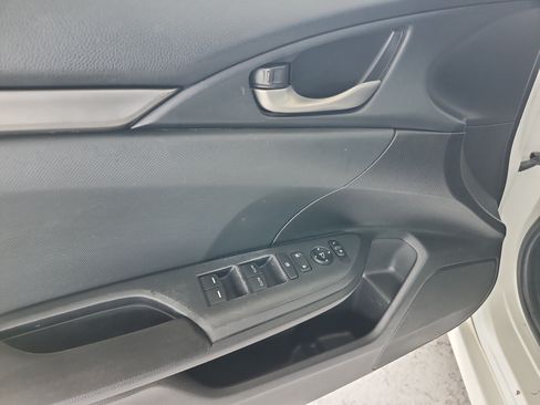 Used 2020 Honda Civic LX image 17