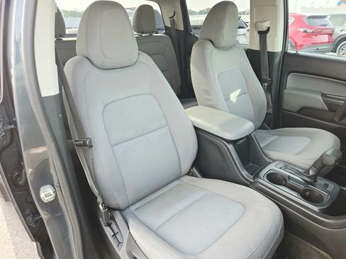 Used 2015 Chevrolet Colorado W/T w/ WT Convenience Package RWD image 13