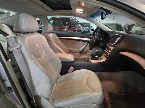 Used 2009 INFINITI G37 x Coupe w/ Premium Pkg AWD/4WD image 11