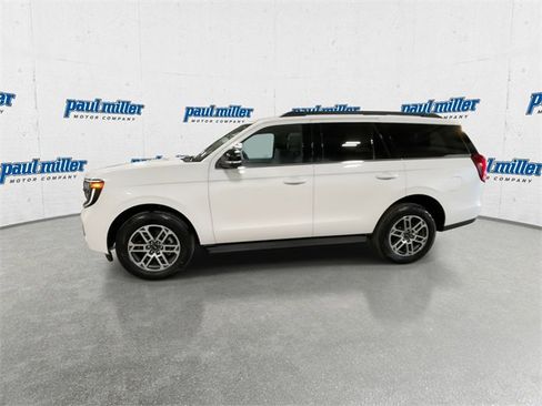 New 2025 Ford Expedition Active image 6