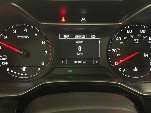 Used 2023 Chevrolet TrailBlazer LS FWD image 6