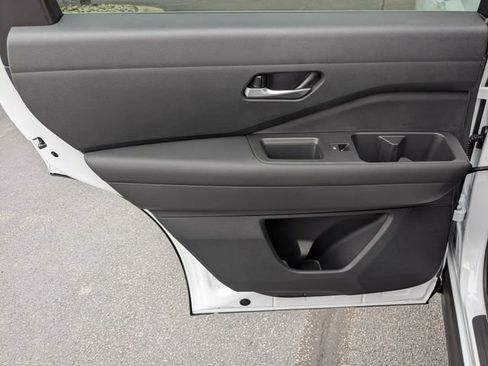New 2026 Nissan Pathfinder SL AWD/4WD image 23