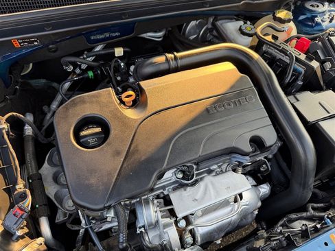 Used 2019 Chevrolet Malibu LT image 30