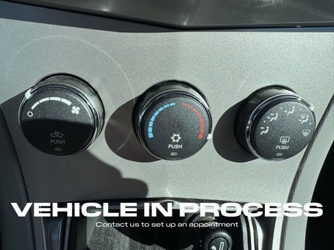 Used 2008 Chrysler Sebring Touring image 16