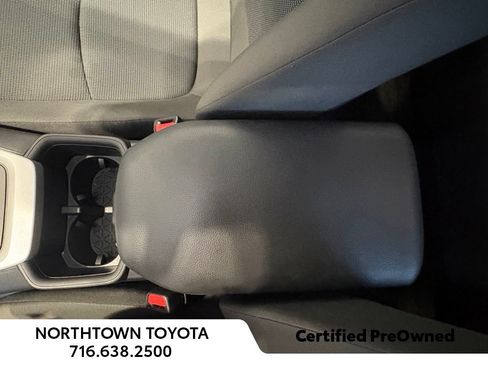 Used 2023 Toyota RAV4 LE AWD/4WD image 23