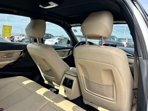 Used 2017 BMW 330i xDrive Sedan AWD/4WD image 17