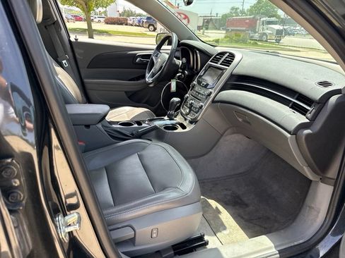Used 2014 Chevrolet Malibu LT FWD image 17