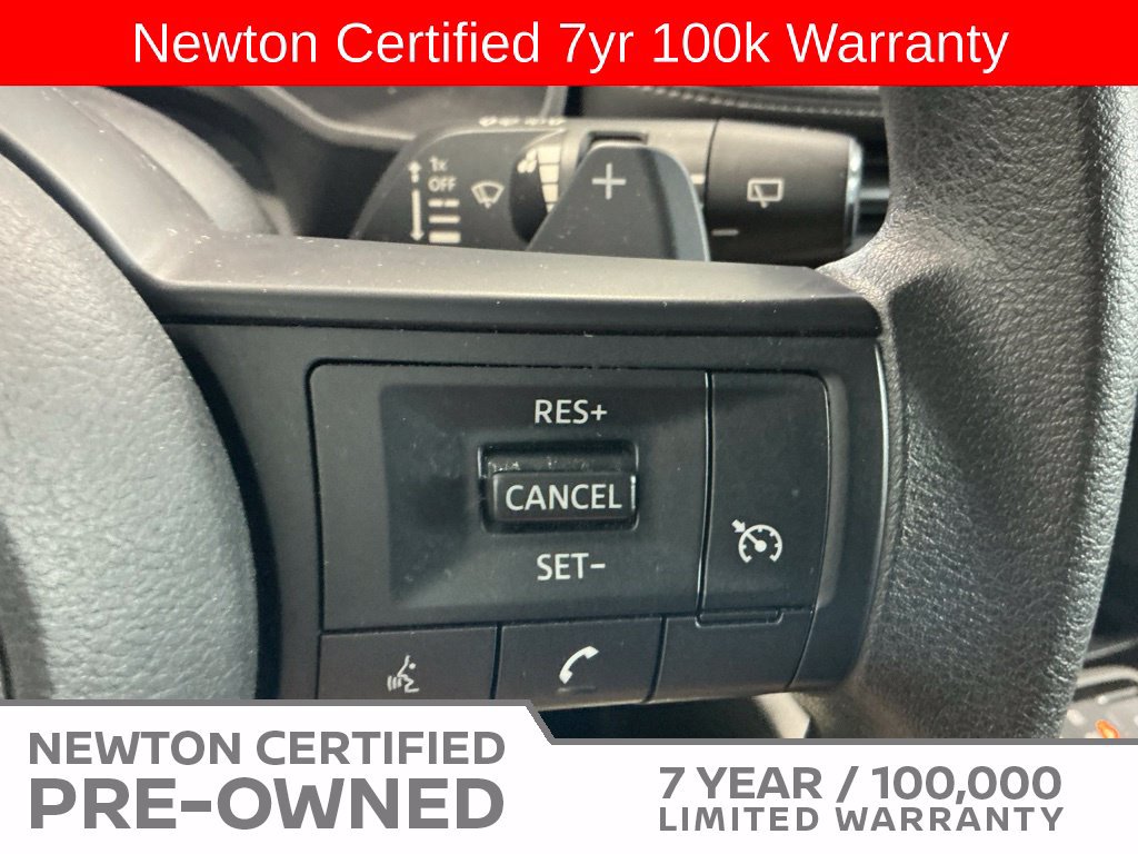 Used 2023 Nissan Rogue S FWD image 28