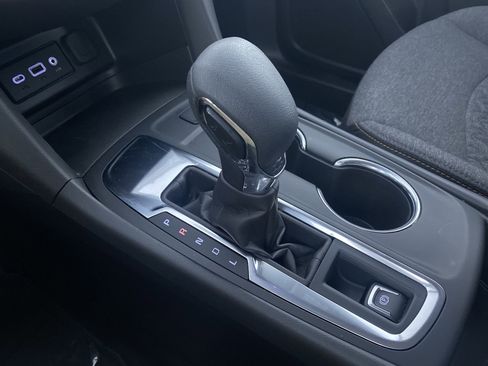 Certified 2024 Chevrolet Equinox LT w/ LPO, Floor Liner Package FWD image 7