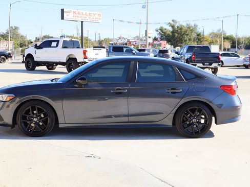 Used 2022 Honda Civic Sport image 5