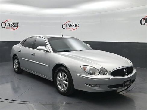 Used 2005 Buick LaCrosse CXL w/ Gold Convenience Package image 5