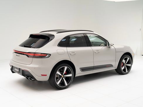 New 2026 Porsche Macan S image 9