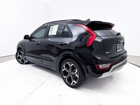 Certified 2024 Kia Niro SX Touring image 8