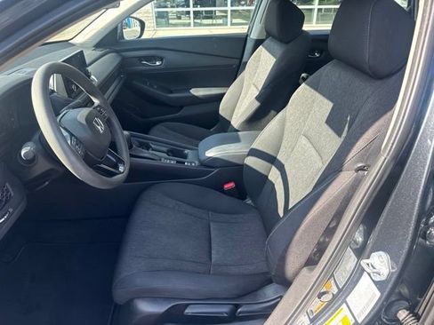 Used 2023 Honda Accord LX image 19
