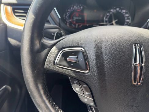 Used 2019 Lincoln MKC Reserve w/ MKC Climate Package AWD/4WD image 12