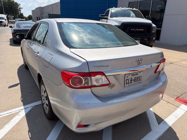 Used 2012 Toyota Corolla LE FWD image 7