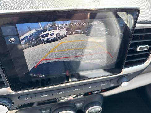 New 2026 Hyundai Venue SEL FWD image 15