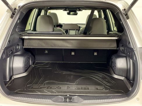 Used 2025 Subaru Forester Premium w/ Convenience Package #1 image 25