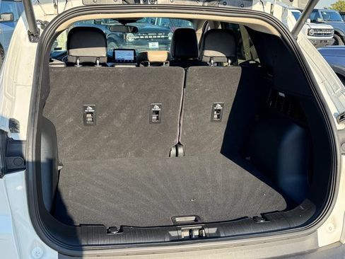 Certified 2020 Ford Escape SEL image 18