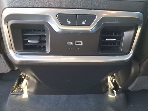 Used 2024 GMC Sierra 3500 Denali w/ Technology Package AWD/4WD image 15