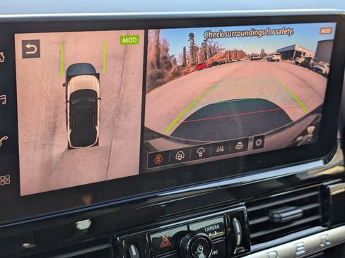 New 2026 Nissan Pathfinder Platinum image 13