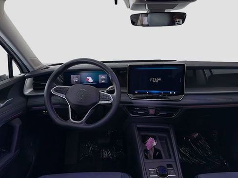 New 2026 Volkswagen Tiguan SE FWD image 23