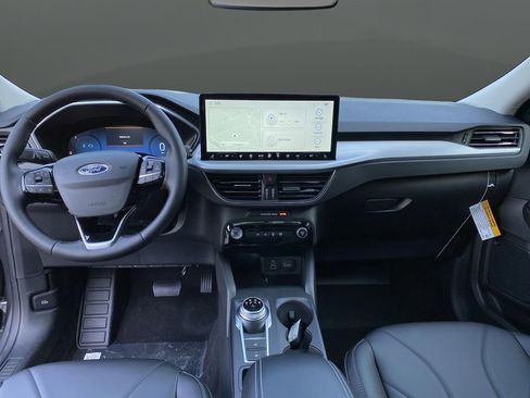 New 2025 Ford Escape SE w/ PHEV Premium Package image 5