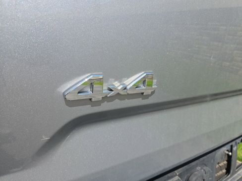 Used 2014 Toyota Tundra Limited w/ Limited Premium Package image 15