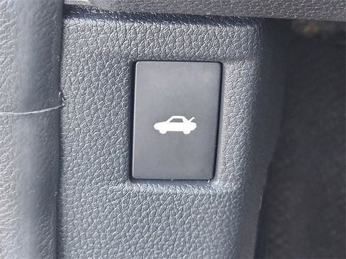 Used 2024 Honda Accord Sport image 27