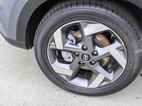 New 2026 Hyundai Venue SEL FWD image 14