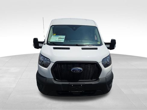 New 2024 Ford Transit 250 148 Medium Roof image 18