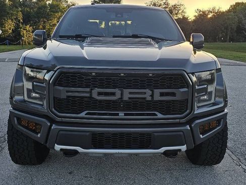 Used 2017 Ford F150 Raptor w/ Equipment Group 802A Luxury AWD/4WD image 2
